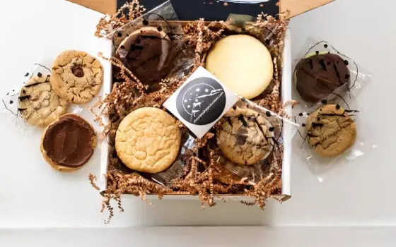 Fresh cookies delivered in a gift box for a college student Fresh cookies delivered in a gift box for a college student