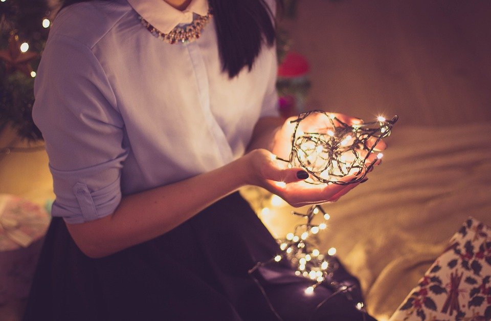 Ways to Celebrate the Holidays When You’re Socially Distant