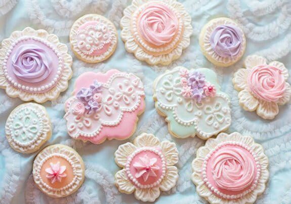 Choosing the Perfect Wedding Cookie Assortment